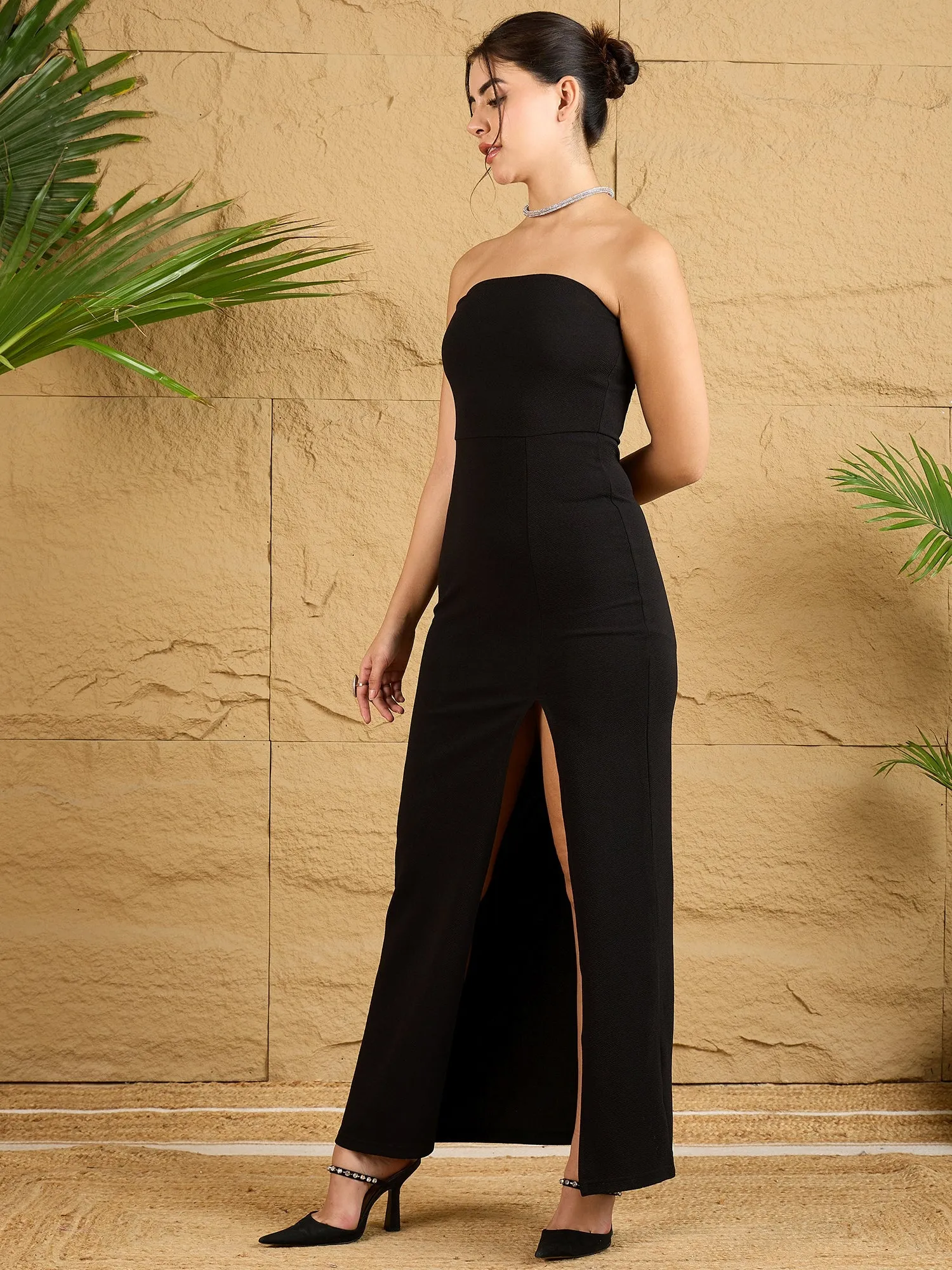 Berrylush Women Solid Black Strapless Neck Sleeveless Backless Thigh-High Slit Straight Hem Knitted Bodycon Maxi Dress