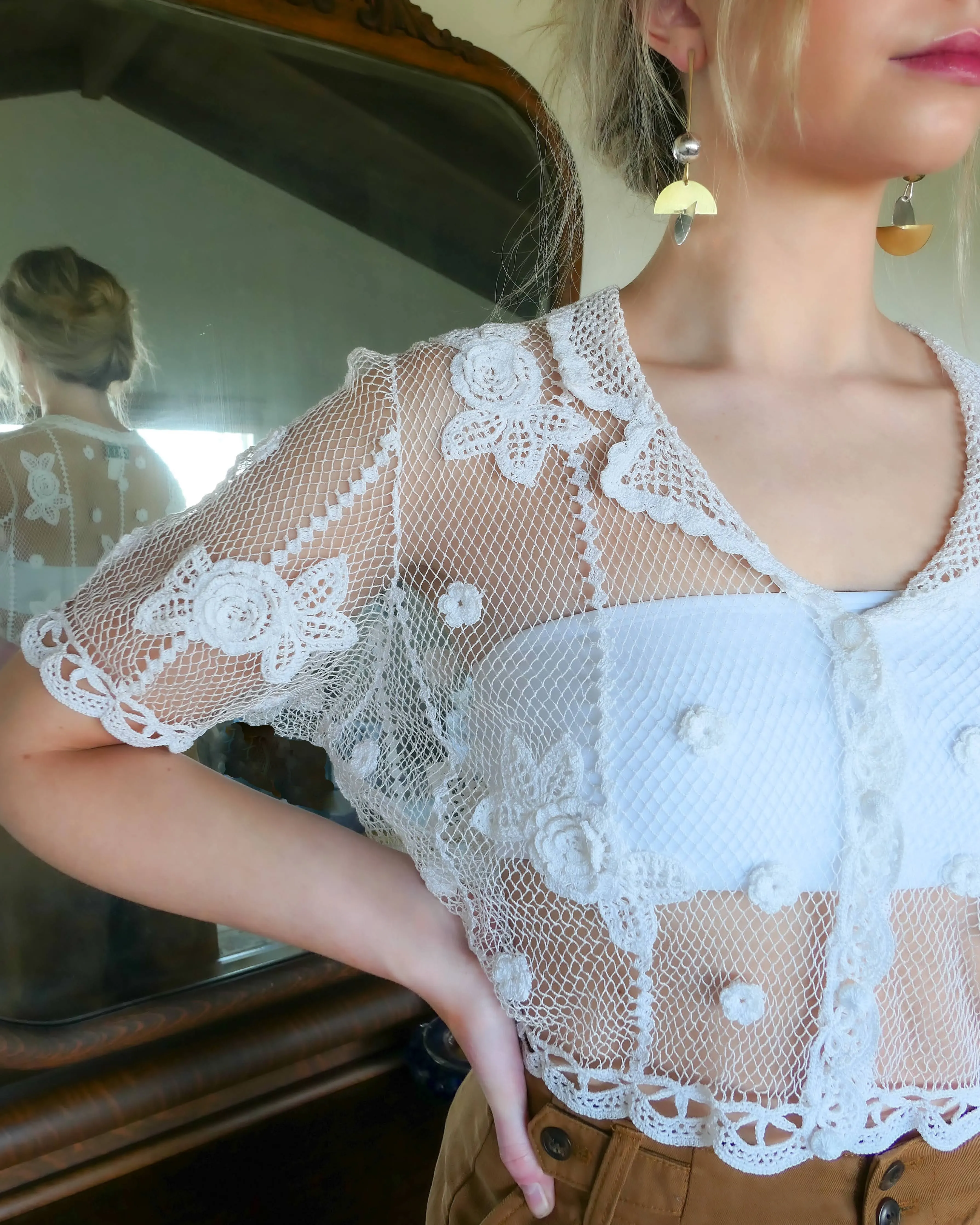 Dainty Carnation Motif Half Sleeve Crochet Top