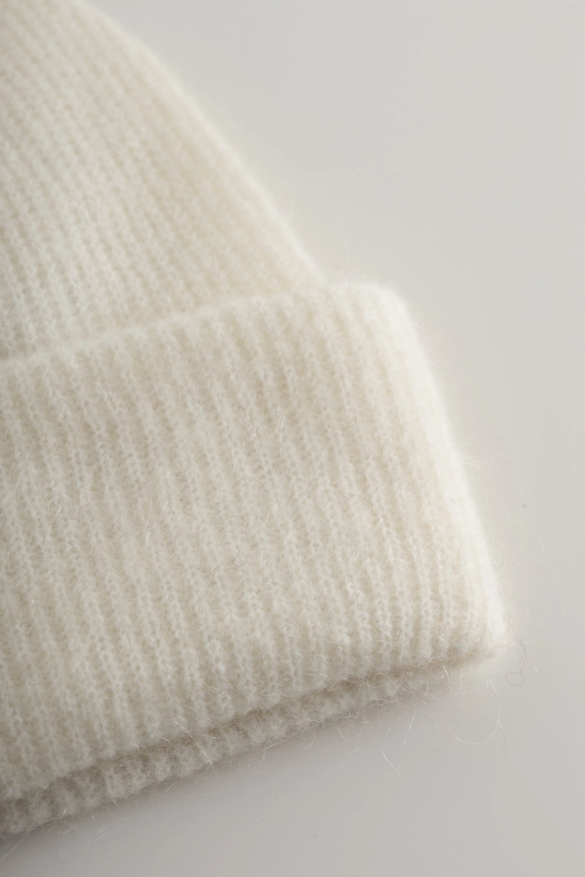 Florie Beanie - 1201 Winter White