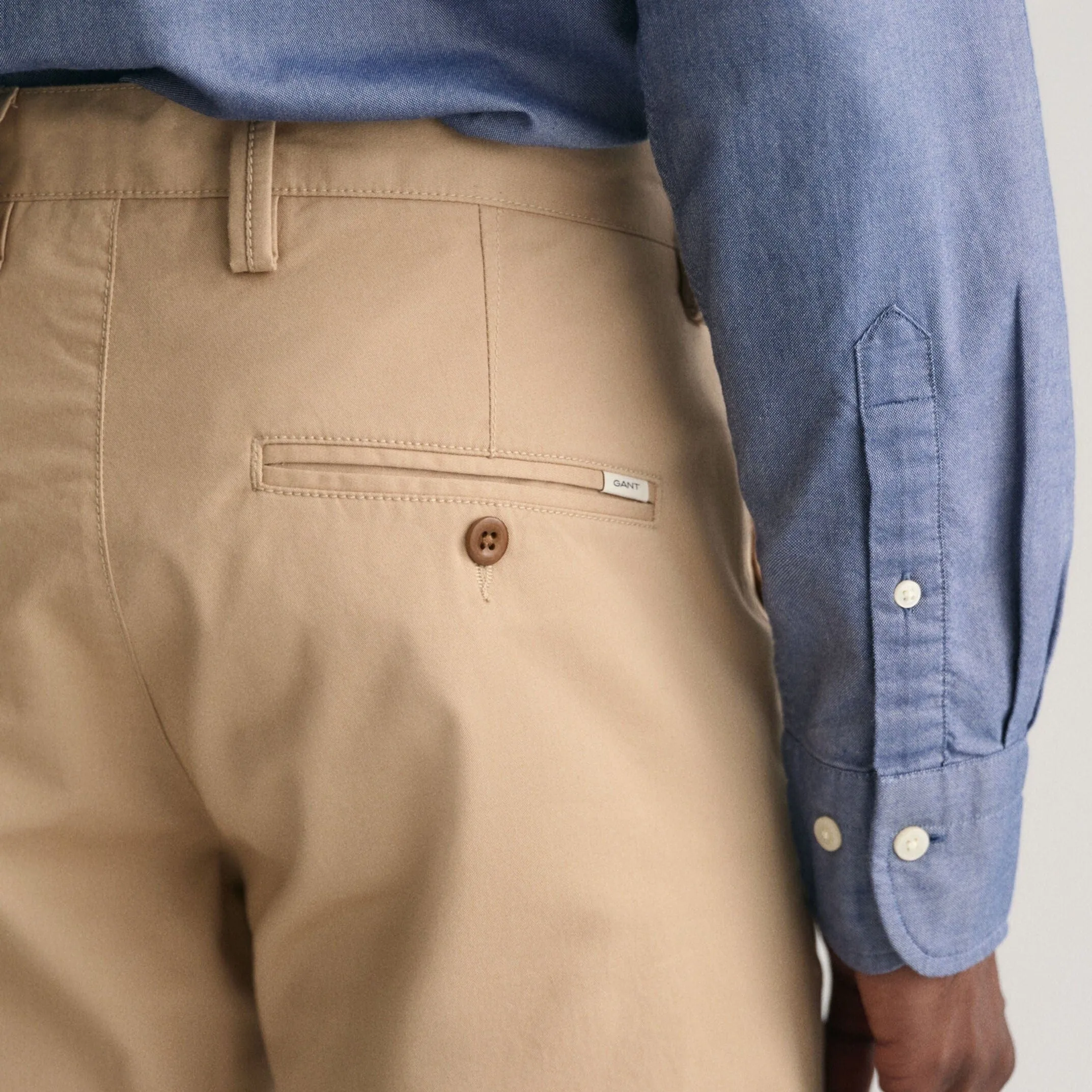 Gant Slim Fit Twill Chinos in Dark Khaki