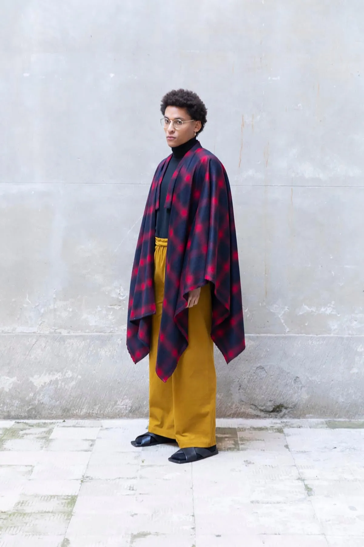 GINGHAM PATTERNED RECYCLED WOOL CAPE