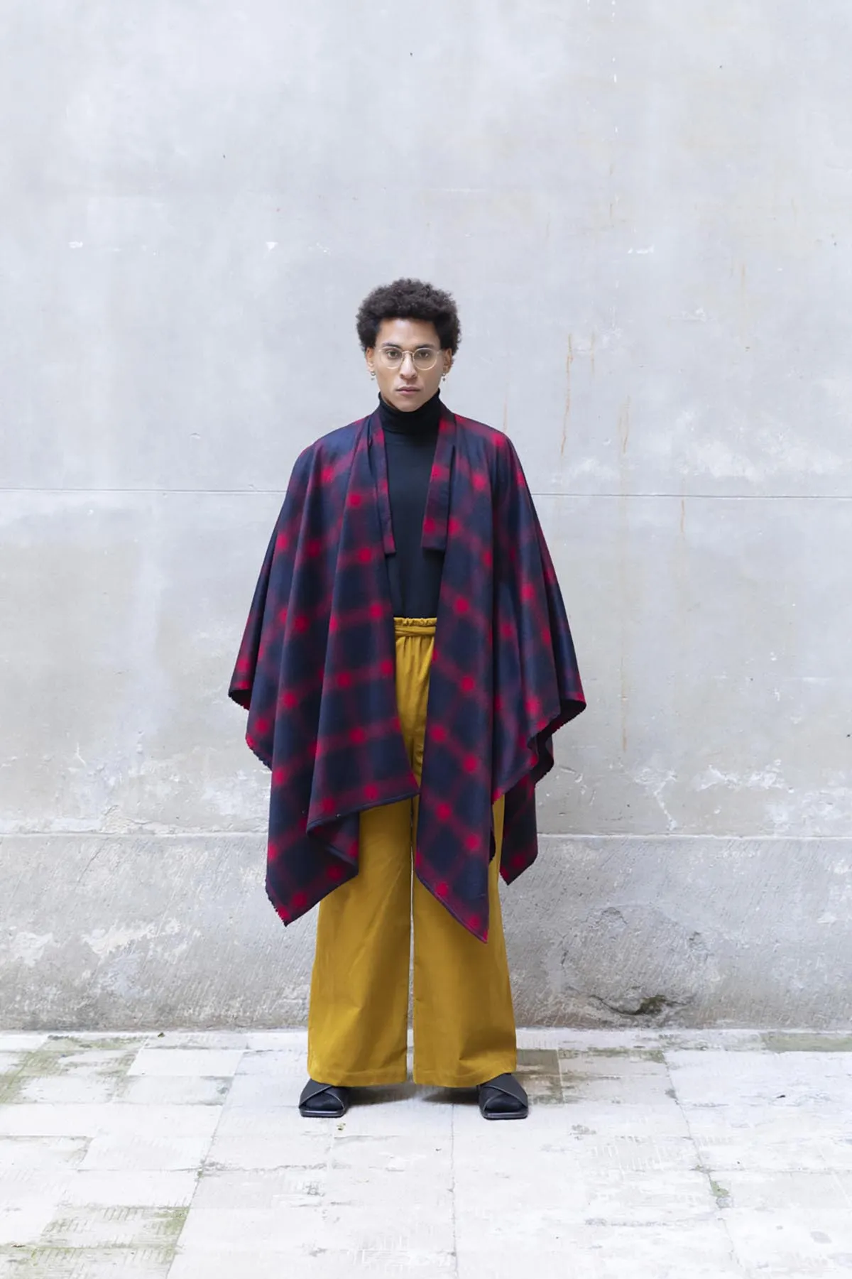 GINGHAM PATTERNED RECYCLED WOOL CAPE