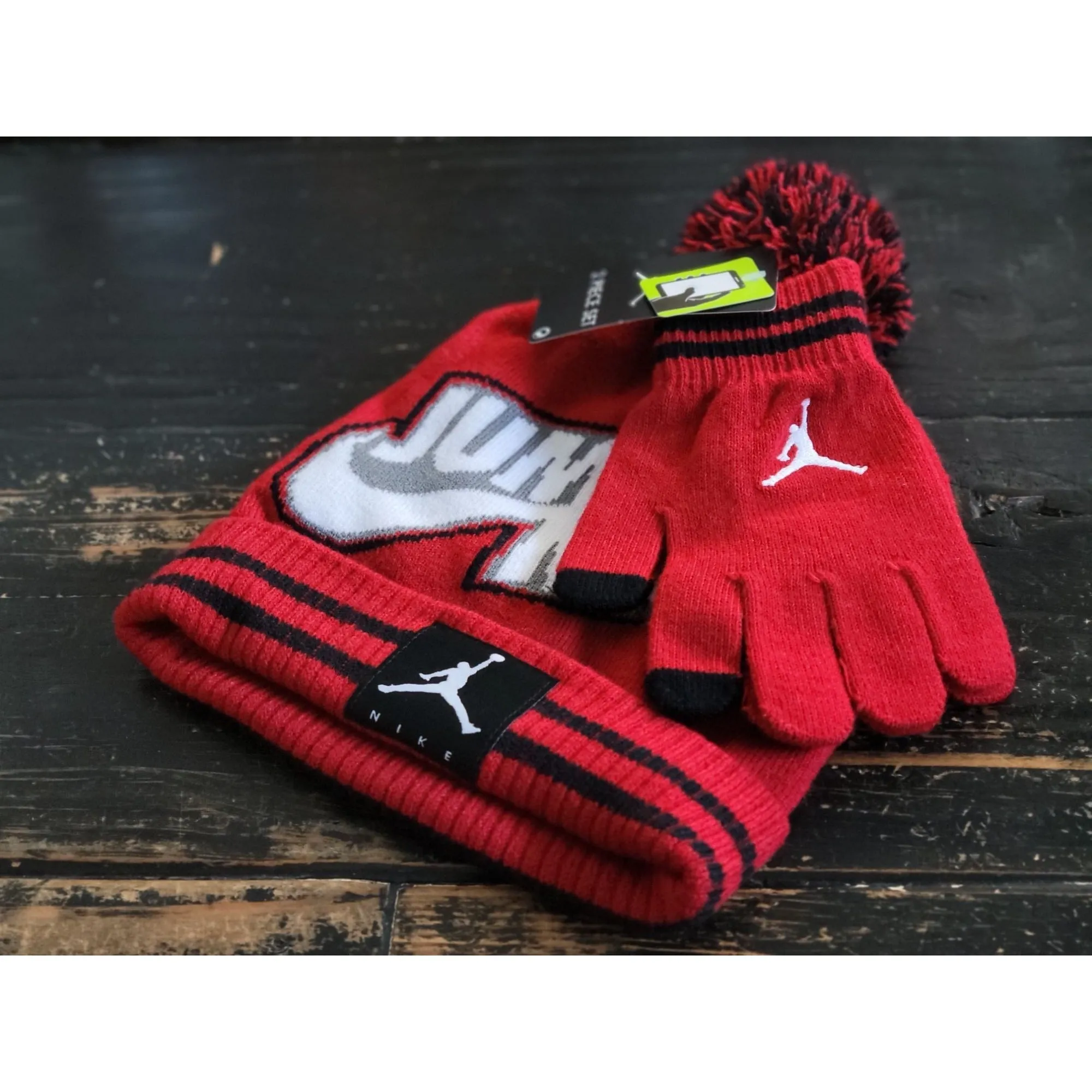 Jordan Kids Red/Black 2 pcs Beanie Gloves Set 9A0598-R78 Youth Size