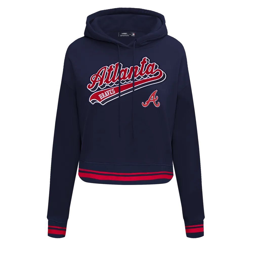 MLB ATLANTA BRAVES SCRIPT TAIL WOMEN'S RIB FLC CROPPED PO HOODIE (MIDNIGHT NAVY/RED/MIDNIGHT NAVY)