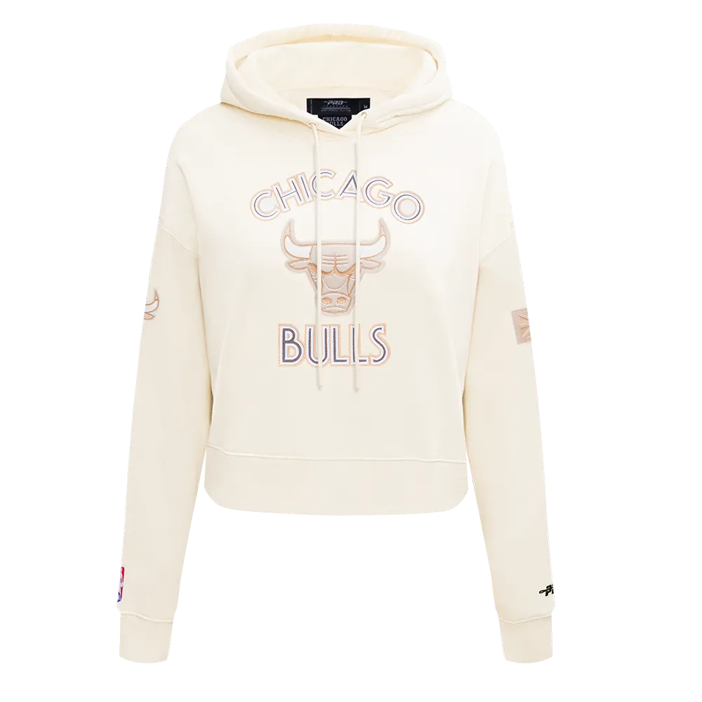 NBA CHICAGO BULLS CITY EDITION 24-25 WOMEN'S FLC CROPPED PO HOODIE (EGGSHELL)