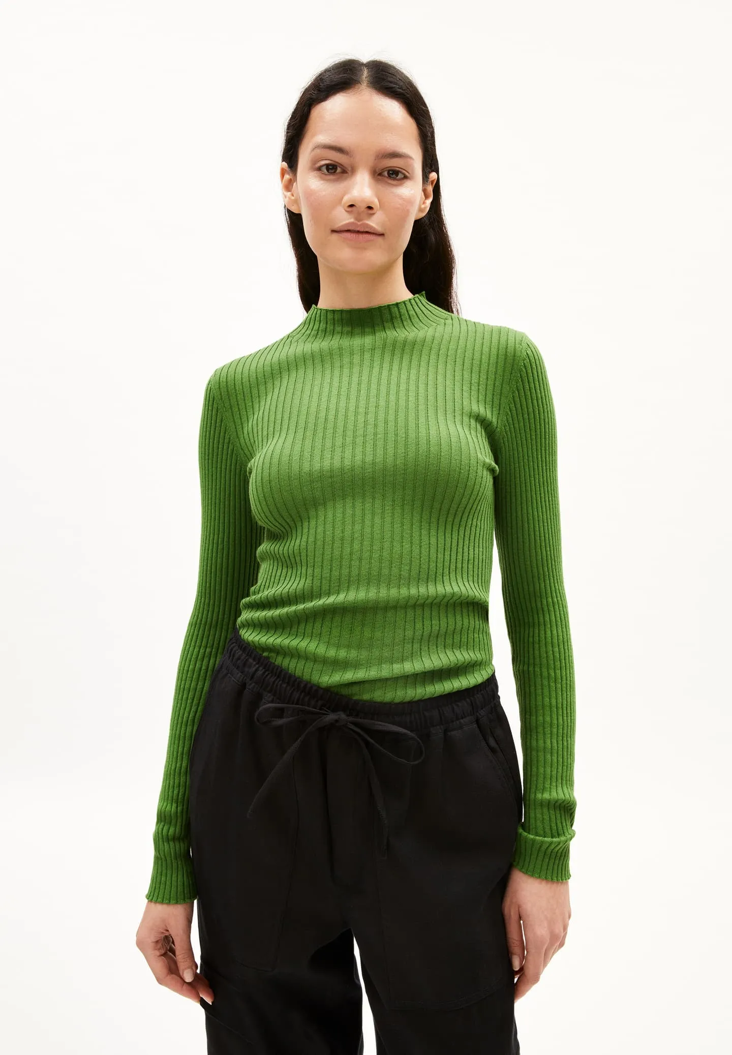 Pullover ALAANIA Mockneck ivy green | ARMEDANGELS